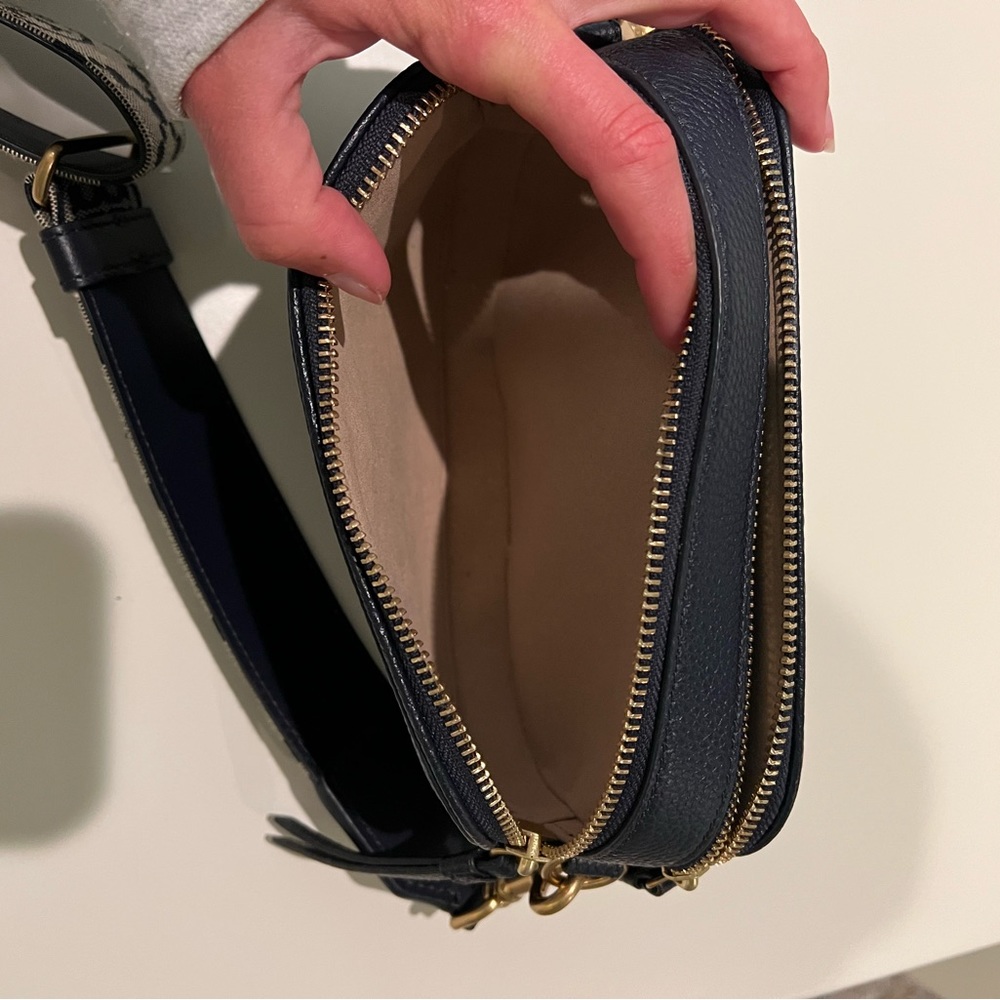 Tory Burch Miller Crossbody - Picture 7 of 8